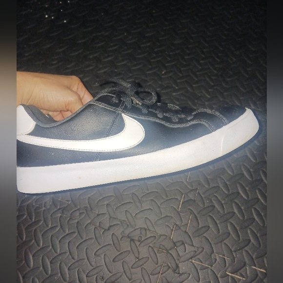 Nike Court Royale AC Black & White Men Sneakers - Picture 5 of 12